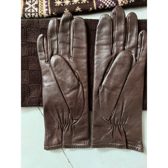 Muk Luks Accessories the Original Reversible Hat and Scarf, Incudes Gloves - Picture 5 of 10